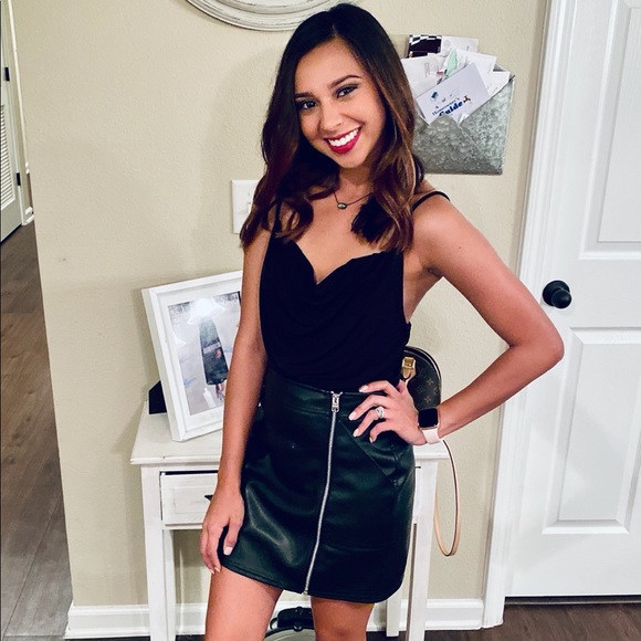 Meet your Posher, Alexis - Picture 7 of 8